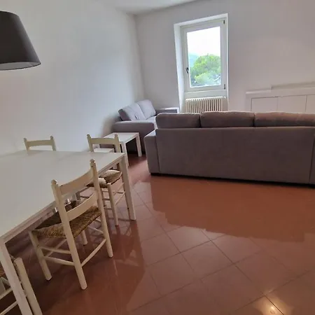 My Holiday - Casa Del L'ago Apartment *